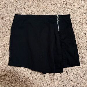 Forever 21 Black Skort with Zipper Detail
